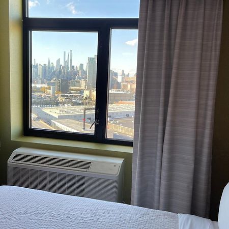 Holiday Inn Express Long Island City E - New York By Ihg Exterior foto