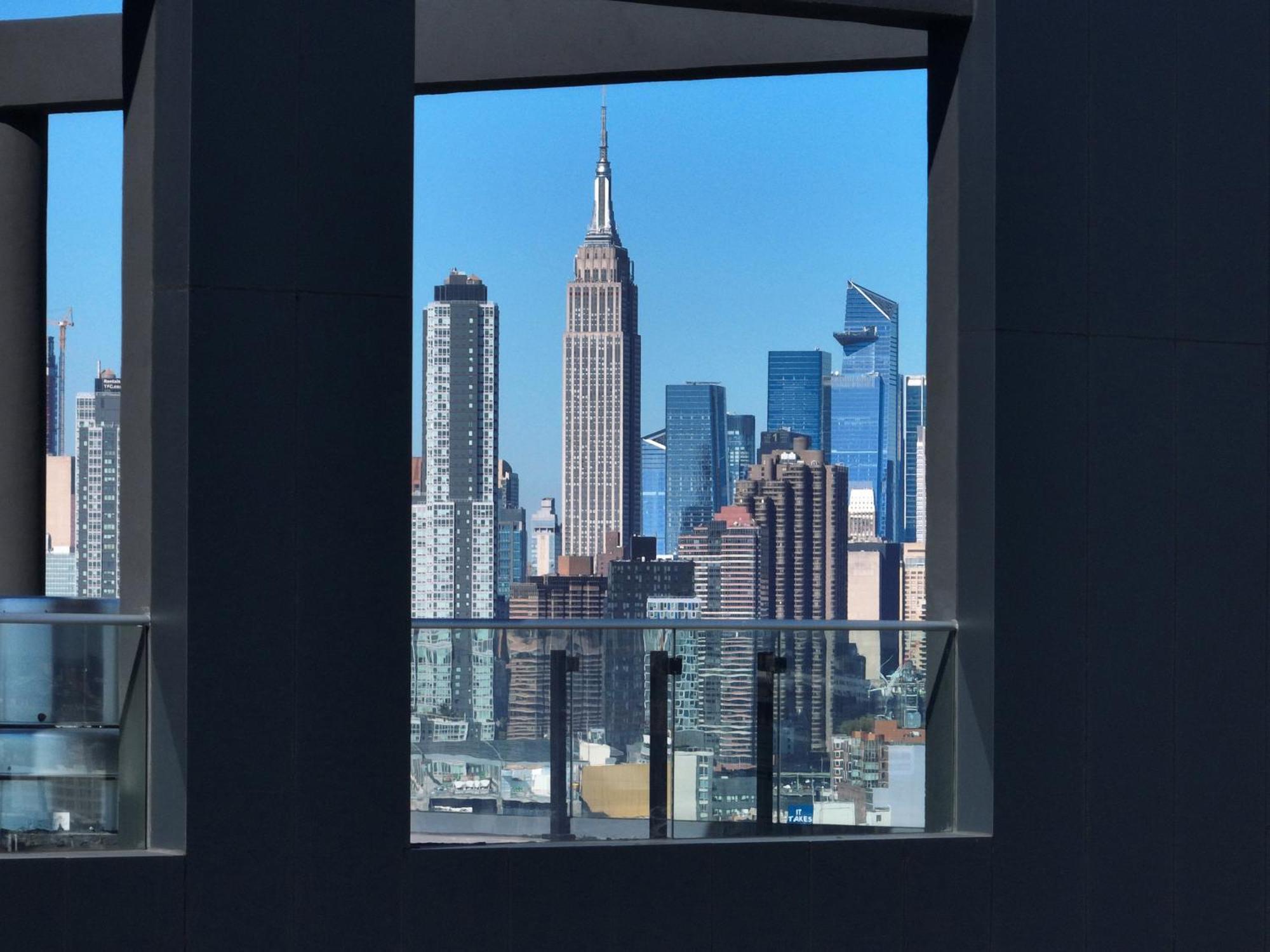 Holiday Inn Express Long Island City E - New York By Ihg Exterior foto