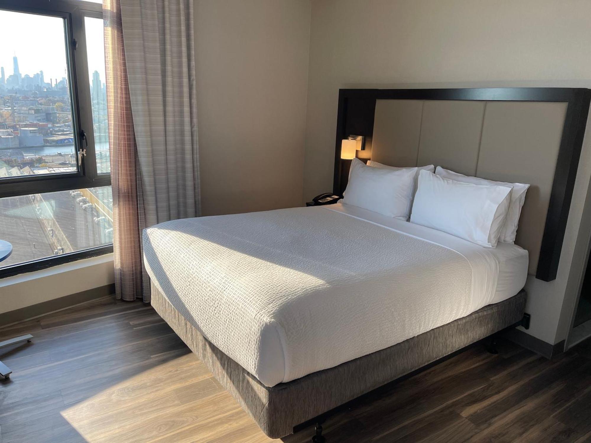 Holiday Inn Express Long Island City E - New York By Ihg Exterior foto